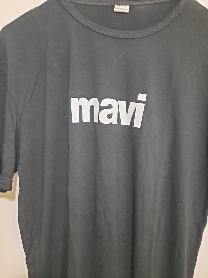 Mavi Baskılı Siyah  Tişört - Görsel 2