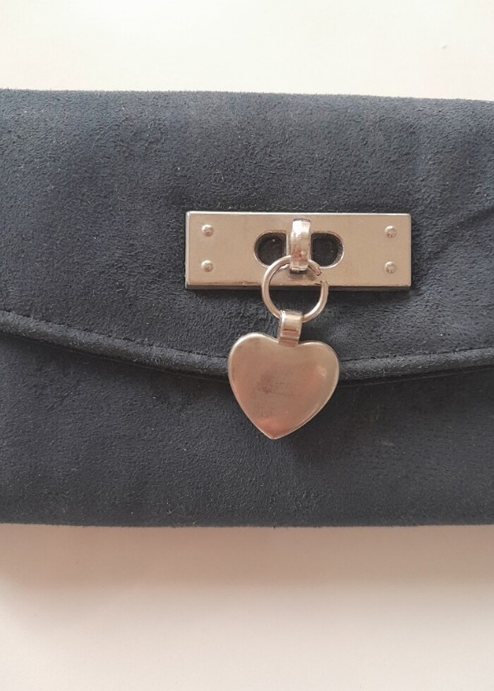 Kalp çarmlı cüzdan - Görsel 2