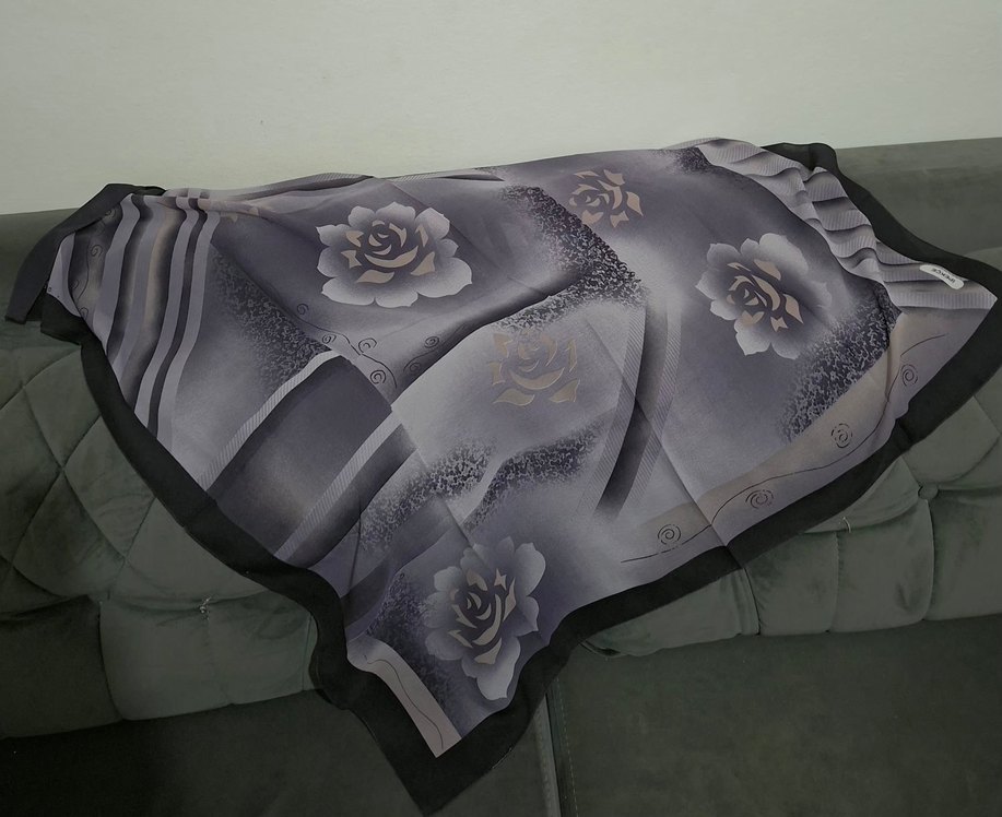 Yeni İpek Eşarp - Görsel 3