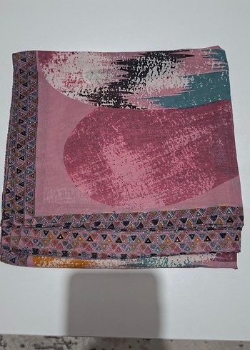 Yeni Eşarp - Görsel 2