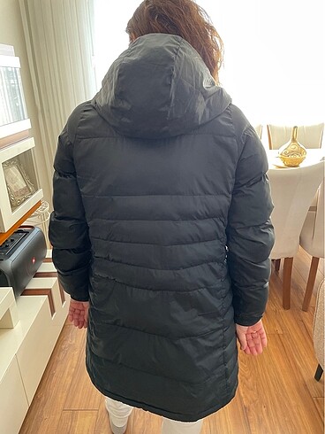 Adidas marka M beden kaz tüyü mont - Görsel 10