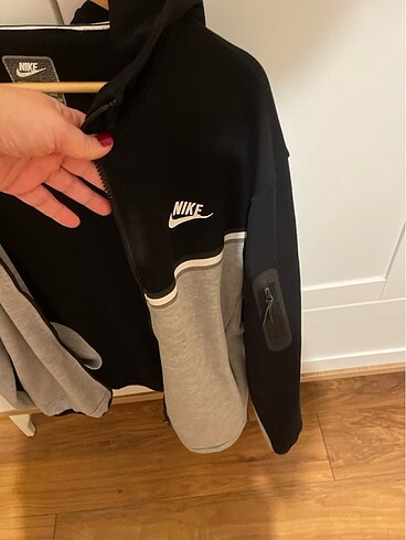 s Beden Nike tech S beden eşofman üstü ünisex