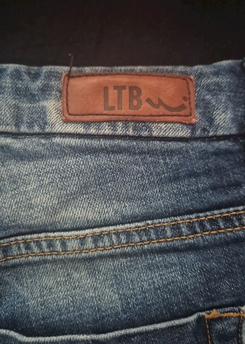 Mavi Bağcıklı Rahat Kesim Kadın Kot Şort - Görsel 5