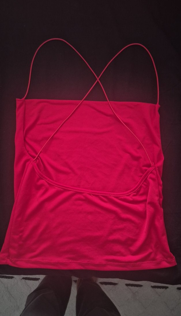 Kırmızı İnce Askılı Kadın Atlet - Görsel 2