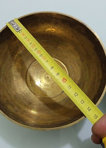 Parlak Altın Renkli İki Geleneksel Kase - Görsel 5