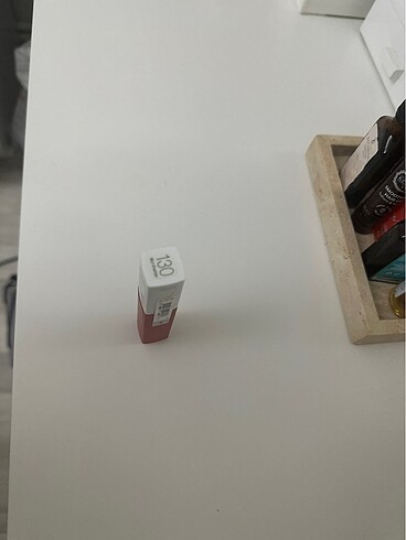 Beden Maybelline superstay MATTE ink