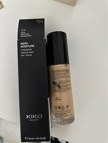 Kiko Kiko insta moisture fondöten
