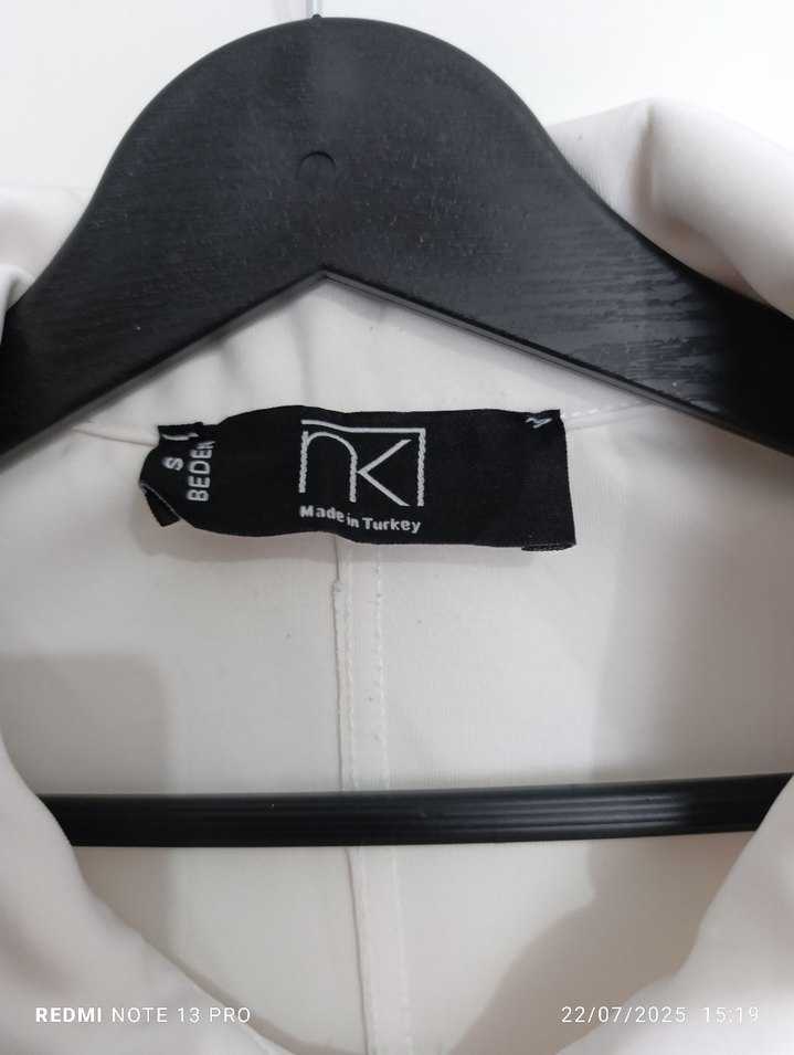 Düğmeli Beyaz Scuba Uzun ceket - Görsel 4