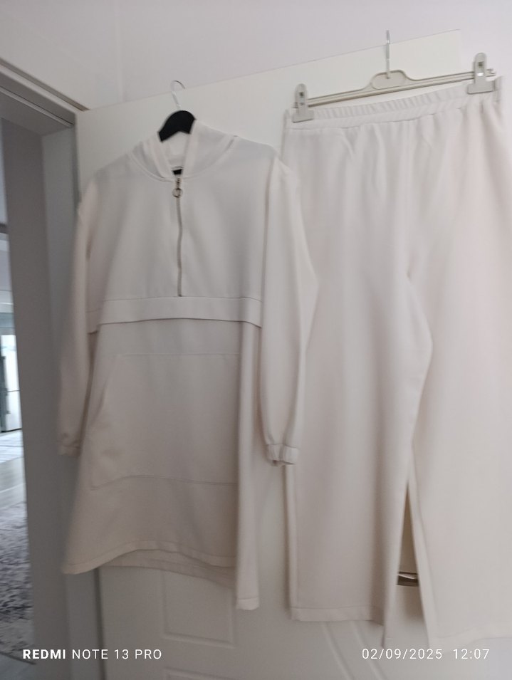 Beyaz ikili takım - Görsel 3