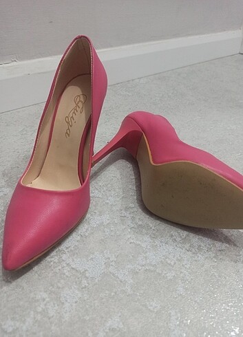36 Beden Stiletto 