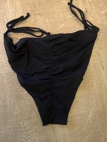H&M Bikini altı