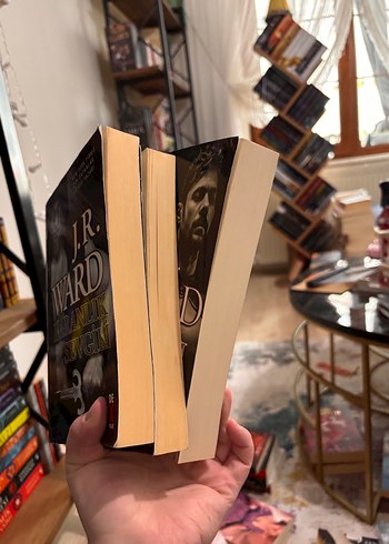  J.R. Ward - Dirilen Sevgili Serisi (3 Kitap)