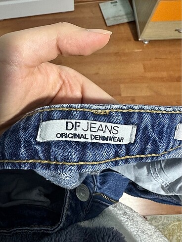 28 Beden Mom Jean w28 defacto