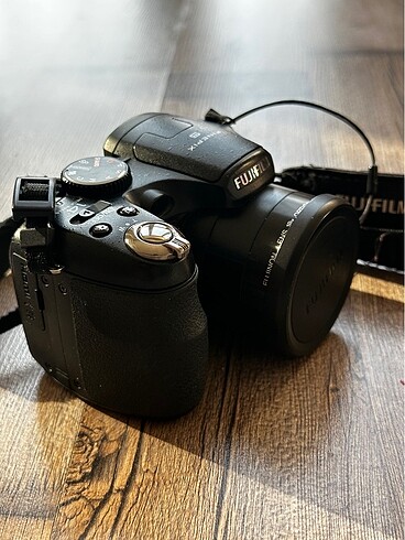 Fujifilm finepix s 2950 yarı pro fotoğraf makinası