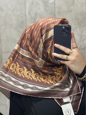 Diğer Chanel Soft Eşarp