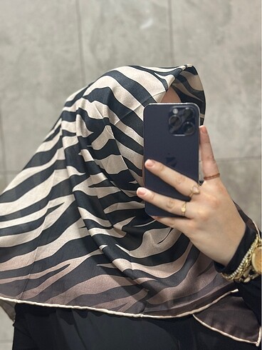  Beden Mürdüm Zebra Soft Eşarp