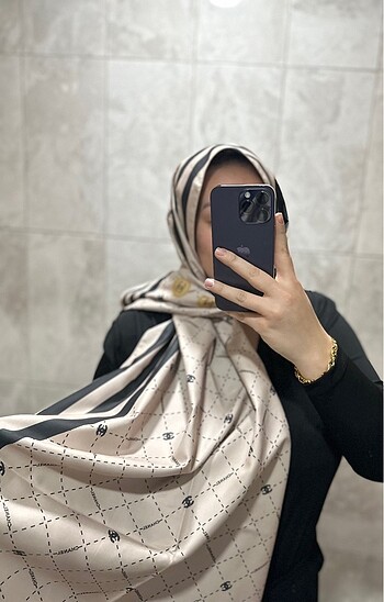 Chanel Çift Taraflı Şal
