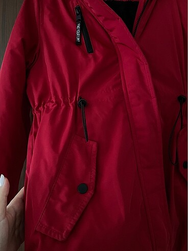 Lcw kapüşonlu kırmızı kadın parka/mont - Görsel 8