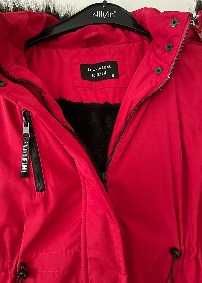 Lcw kapüşonlu kırmızı kadın parka/mont - Görsel 2