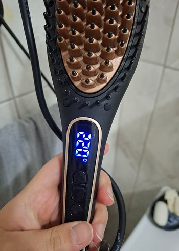 Arzum Siyah Elektrikli Saç Düzleştirici Fırça