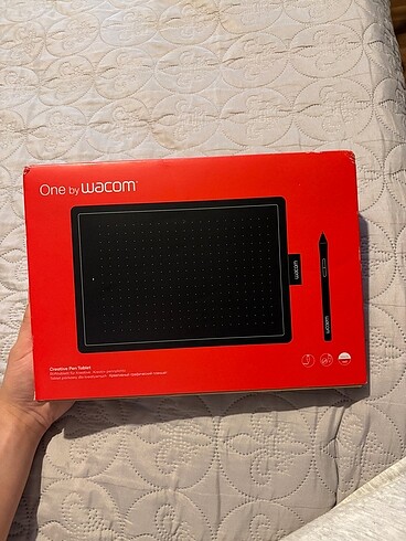 Wacom Medium Grafik Tableti
