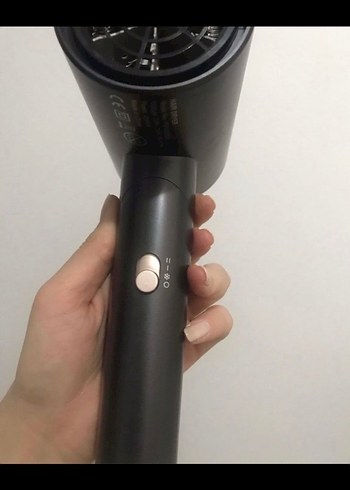 Siyah Mat Saç Kurutma Makinesi - Görsel 2