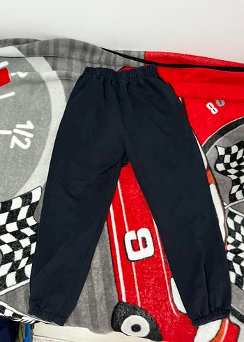 Siyah Rahat Kesim Eşofman Altı - Görsel 2