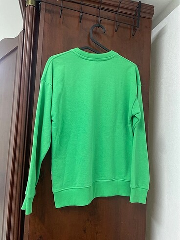 s Beden yeşil Renk moncler marka yesil kazak