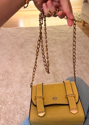 Sarı Zincir Detaylı Deri Kadın Çanta - Görsel 2