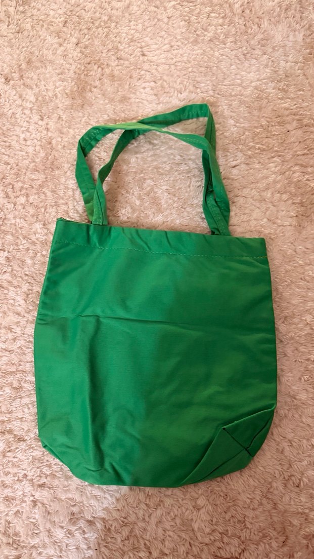 Yeşil Parlak Kumaş Kadın Çantası - Görsel 2