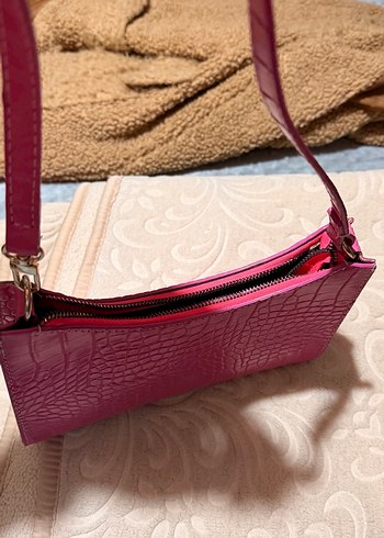 Pembe Yılan Derisi Desenli Deri Çanta - Görsel 2