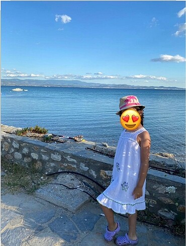 Beyaz şile bezi elbise