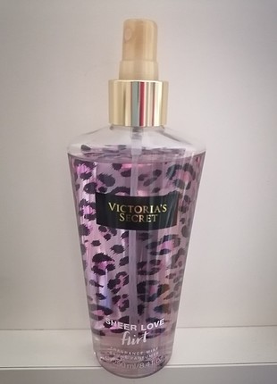 Victoria's secret limited editon sheer love flirt 