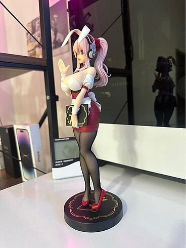  Beden Süper Sonico bunies