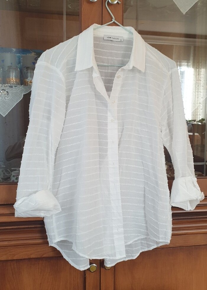 Beyaz gomlek - Görsel 2