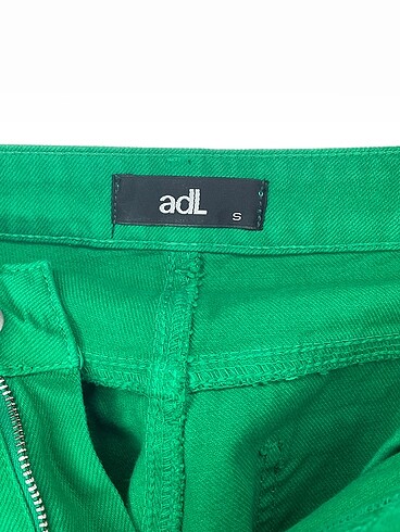 s Beden yeşil Renk Adil Işık Jean / Kot %70 İndirimli.