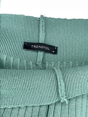 m Beden çeşitli Renk Trendyol & Milla Kumaş Pantolon %70 İndirimli.