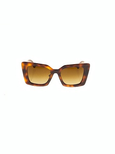 Burberry Gözlük %70 İndirimli.