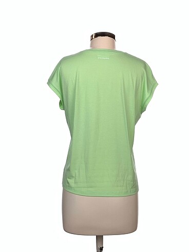m Beden Columbia T-shirt %70 İndirimli.