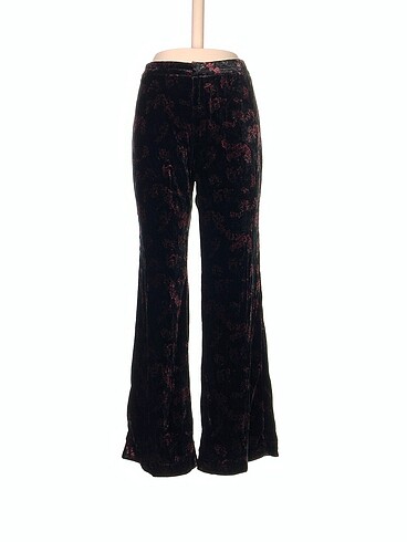 Zara Düz Kesim %70 İndirimli.