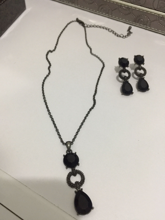 Kolye küpe set
