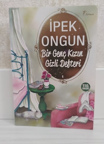  Bir Genç Kızın Gizli Defteri Serisi - İpek Ongun