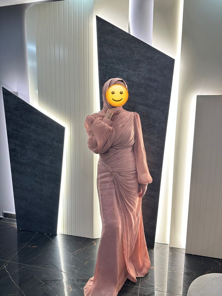 Bej Uzun Kollu Drapeli Abiye Elbise - Görsel 3