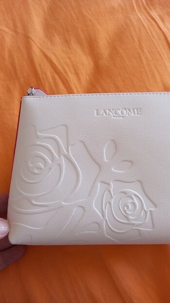 Beden Lancome makyaj çantası