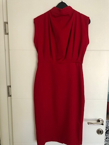 38 Beden kırmızı Renk Midi elbise