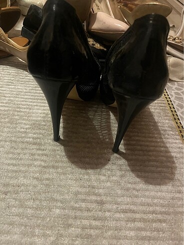 Siyah dantel detaylı ProvQ marka  topuklu - Görsel 4