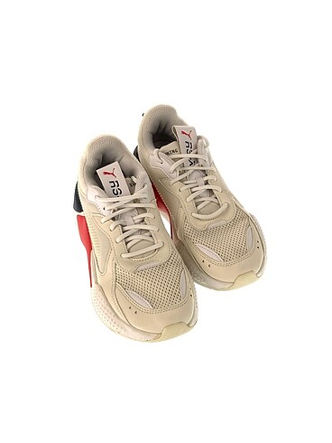 Puma Puma Spor Ayakkabı %70 İndirimli.