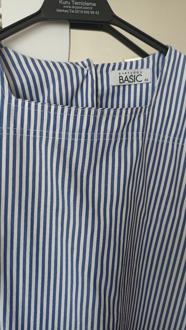 Mavi Çizgili Pilili Kadın Gömlek - Görsel 2