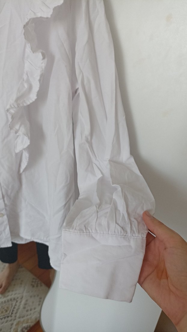 Beyaz Keten Fırfırlı Uzun Kollu Kadın Gömlek - Görsel 3