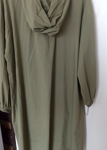 Düğmeli, Kapüşonlu Uzun yağmurluk - Görsel 5